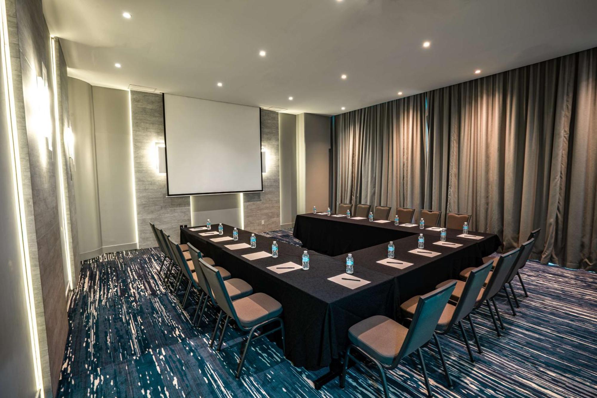 Hilton Garden Inn Mexico City Santa Fe Екстериор снимка